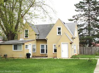 22010 Springbrook Ave, Farmington Hills, MI 48336