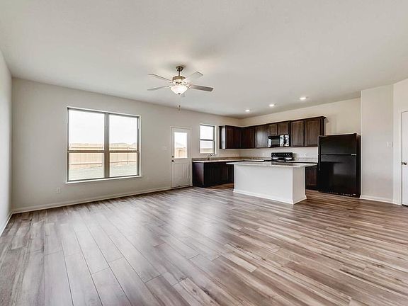 2nd image of 610 Delta Downs Dr
