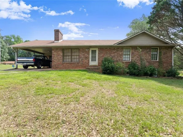 5590 Howard Rd, Cumming, GA 30040