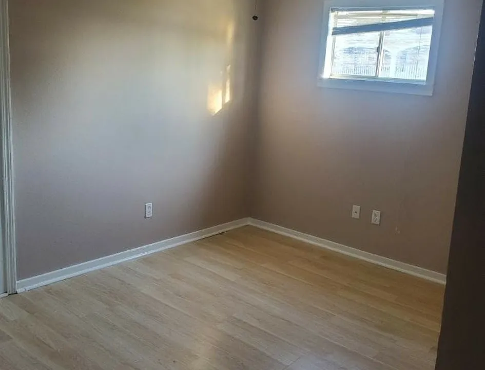 2544 Myrtle
