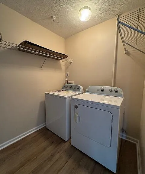 550 Date Palm Cir — Photo 16