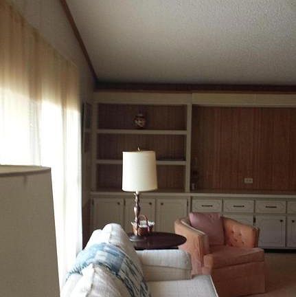 4th image of 709 Oleander Cir
