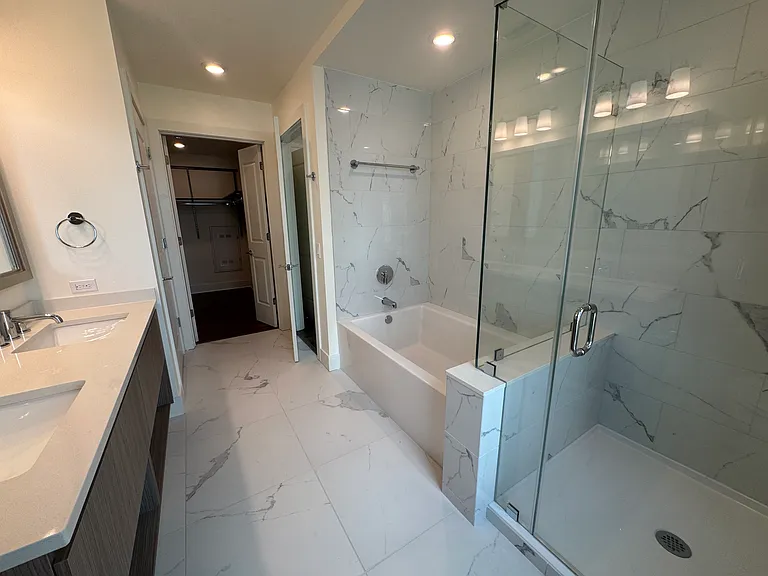 512 SW 4th Ave #A — Photo 6