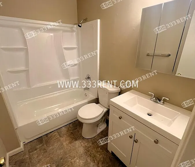 16609 W 123rd St — Photo 4