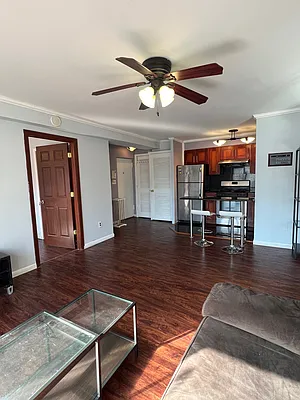 Rented by 18 REALTY | media 19