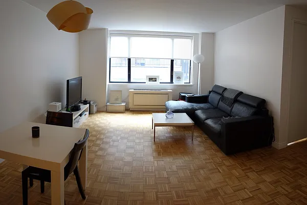 Rented by Corcoran | media 21