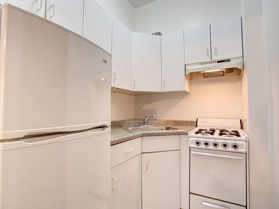 2nd image of 6 W 90th St APT 9