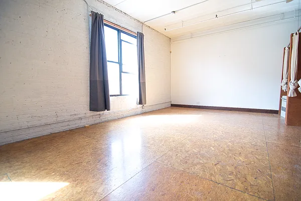 Rented by Greenpoint Properties | media 2