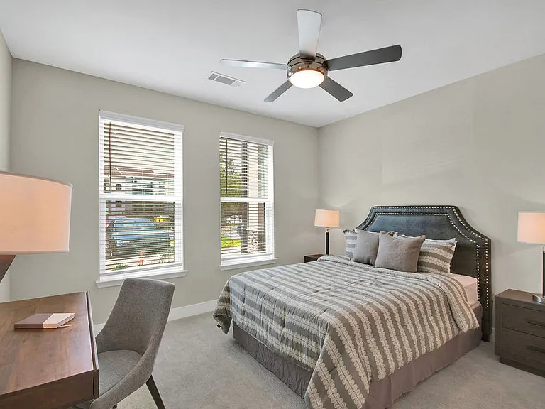 Vintage Winter Park Apartments — Photo 3