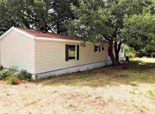 700 E Collins St, Llano, TX 78643