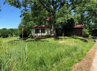 1900 S Thompsonville Rd, Thompsonville, IL 62890