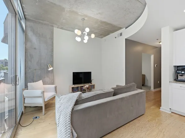301 Demonbreun St Unit 405, Nashville, TN 37201