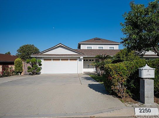 1st image of 2250 Joan Dr