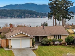 17011 NE 6th St, Bellevue, WA