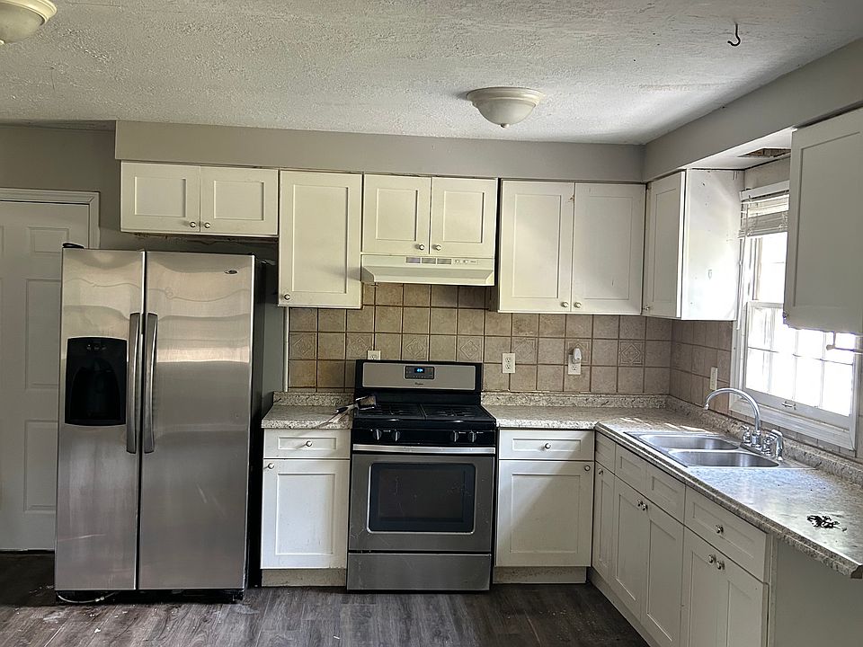 1st image of 6403 E Flora St