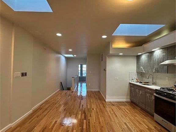 4th image of 7413 13th Ave