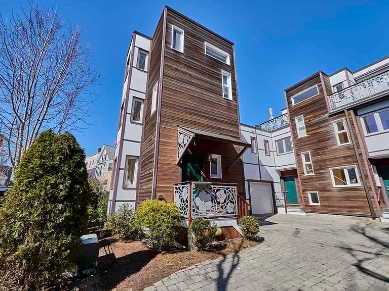 17 Clary St #1 — Photo 21