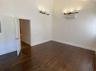 121 S Welch St, Denton, TX 76201