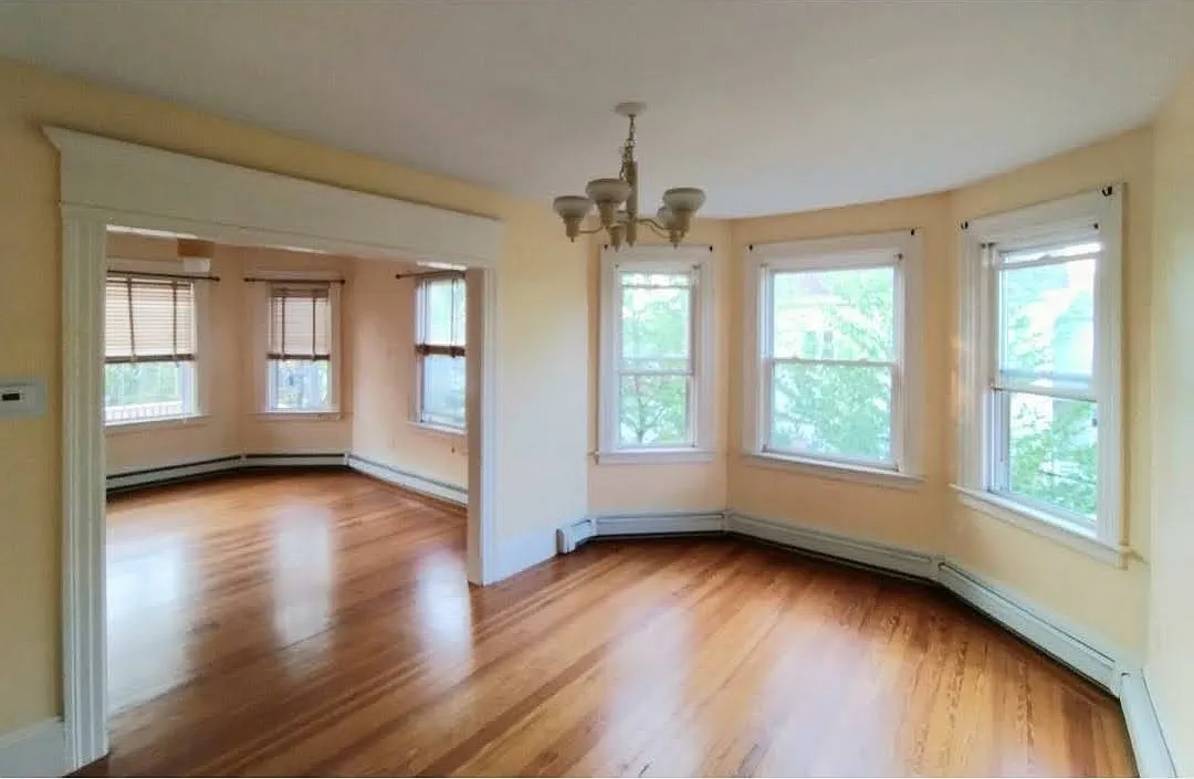 151 Ivy St — Photo 2