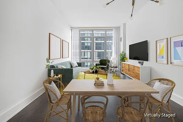 Rented by BLU Real Estate | media 23