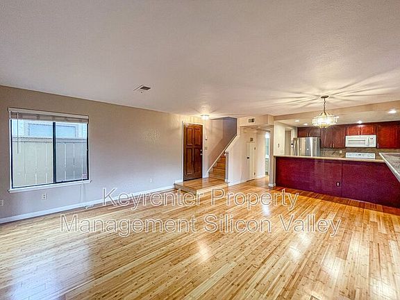 3rd image of 2059 Wente Pl