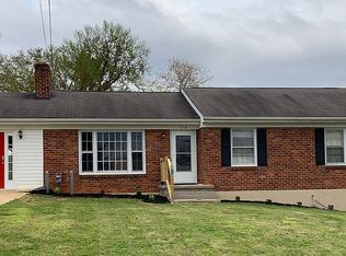 1136 Glenfield Dr, Lynchburg, VA 24502