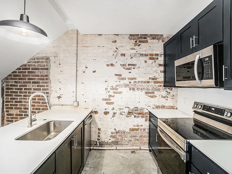 2645 Madison Ave — Photo 5