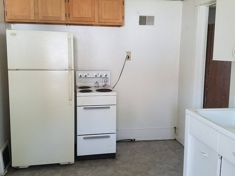 2nd image of 318 W Elk St APT 3