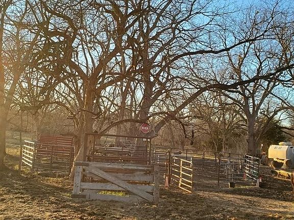 2nd image of 19486 County Road 4072