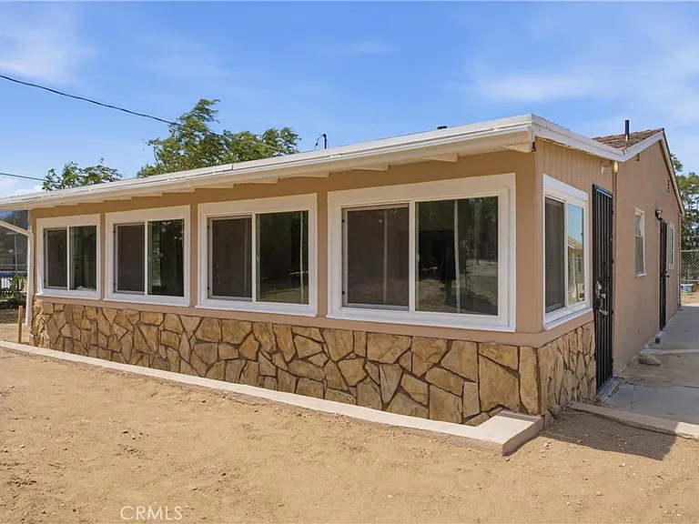 4851 W Avenue M8 — Photo 1