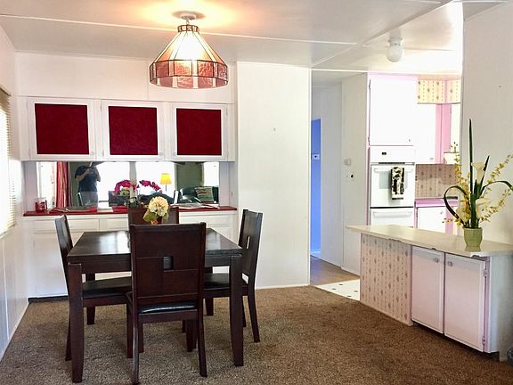 3rd image of 34 Shady Oaks Dr