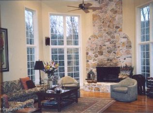 361 Eastshore Dr, East Stroudsburg, PA 18301