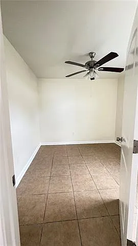 1816 Stafford St — Photo 15