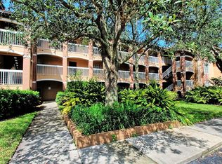 13917 Fairway Island Dr APT 912, Orlando, FL 32837