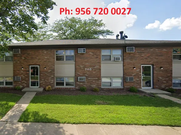 705 Fairmont Dr #7, Bloomington, IL 61704