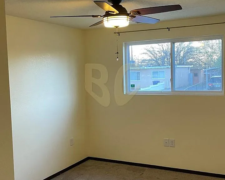 2408 Gretta St NE — Photo 26