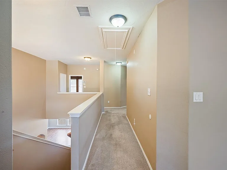 2931 Silver Landing Ln — Photo 21