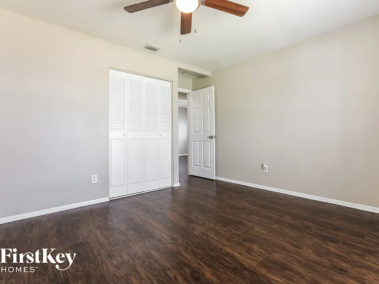 19061 Cochran Blvd — Photo 12