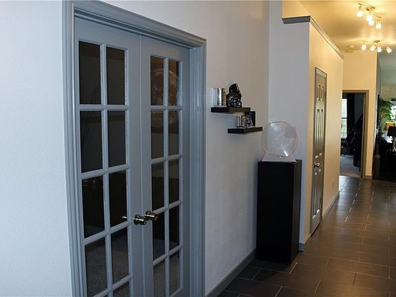 2nd image of 6616 Brentwood Ln