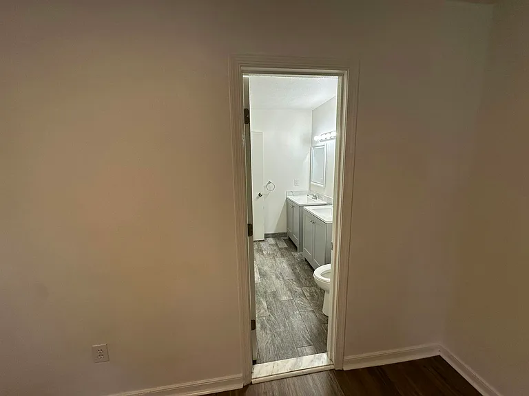 430 Hickorywood Cir — Photo 23