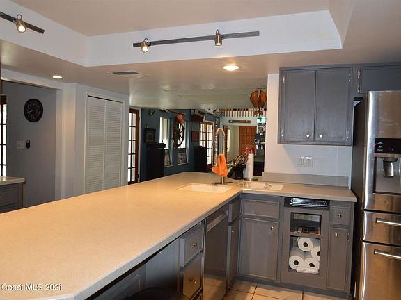 5th image of 5135 Pina Vista Dr