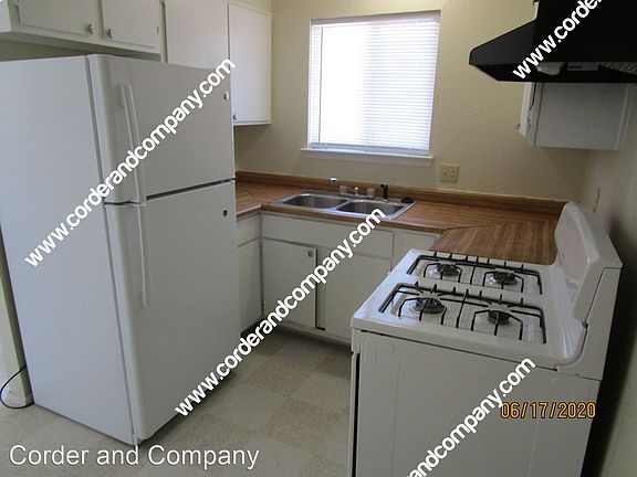 3rd image of 8408 Marquette Ave NE Unit C