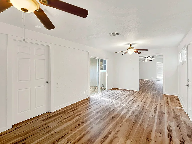 343 Blaze Ave — Photo 14