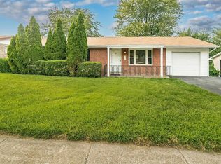 617 S Duchesne Dr, Saint Charles, MO 63301