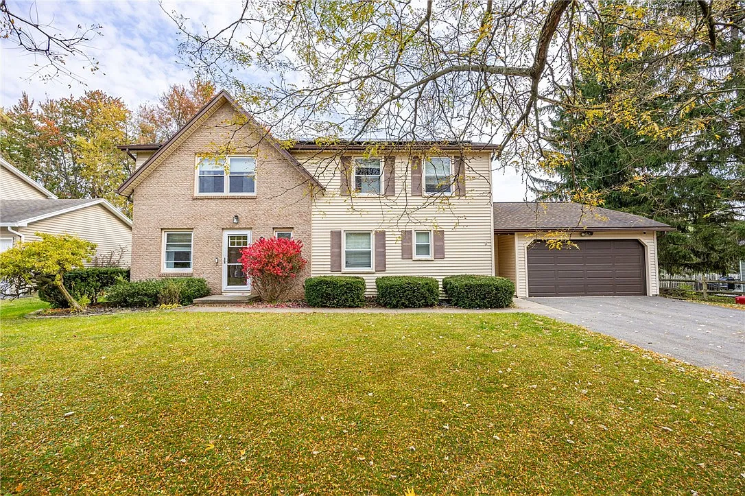 2 bed, 1.5 bath, 2240 sqft, $2,400 — Photo 4