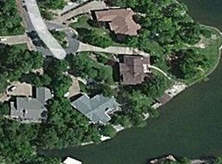 8 Cabrillear Ln, Hot Springs Village, AR 71909