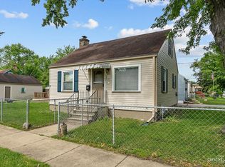 424 Howard Ave, Aurora, IL 60506