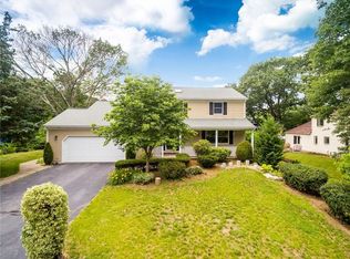 7 Terra Ct, Cranston, RI 02920