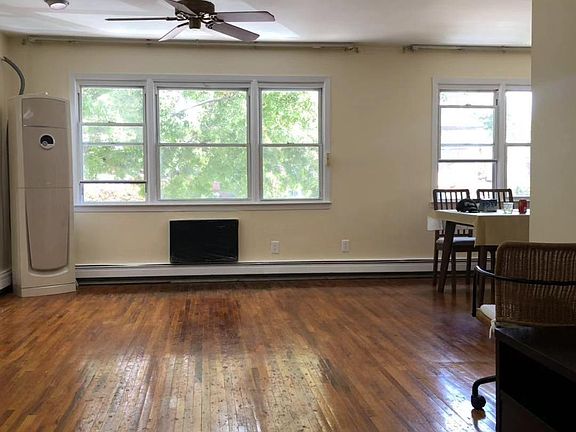 2nd image of 5636 210th St