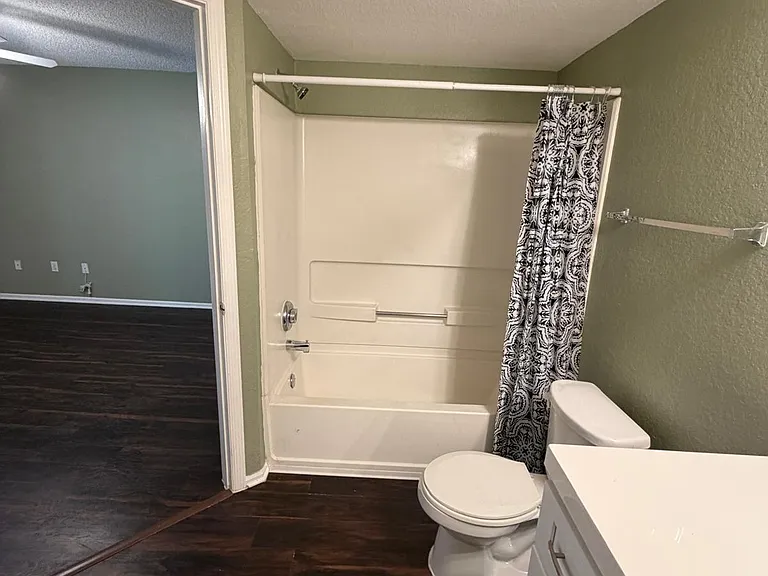 5124 Park Central Dr #527 — Photo 21